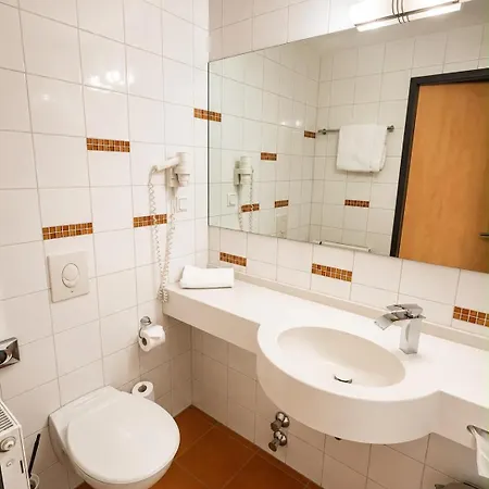 Hotel Rhein-Ruhr By Mayburgh Bottrop Hauptbahnhof 4* Bottrop